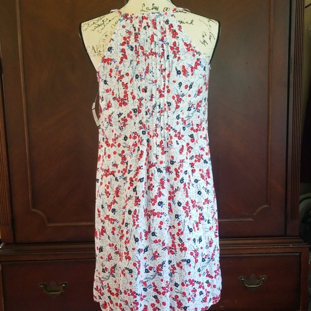 Dress - Picture 2 of 6